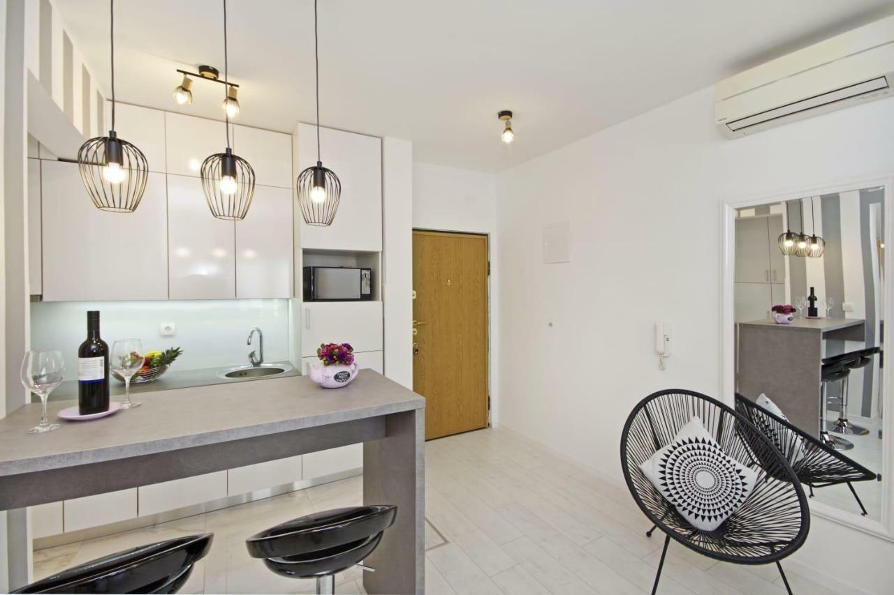 Apartment Dalija Baska Voda Exterior photo